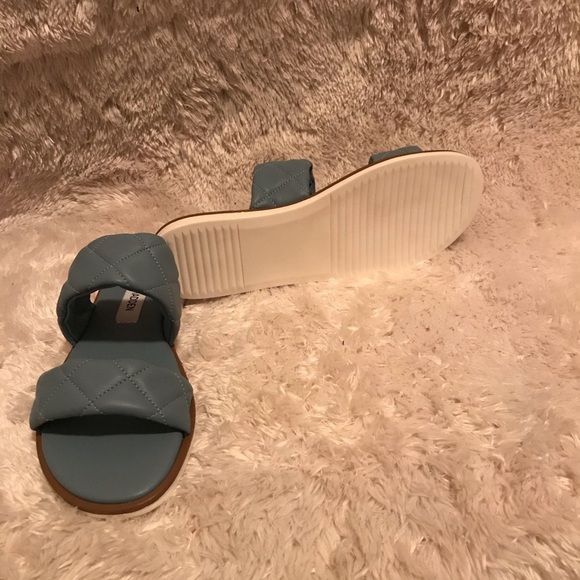 Steve Madden Orsa Blue Sandals - Picture 2 of 3